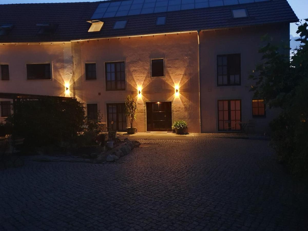 Hotel "Pension Marlis" Garni Reichenberg  Zewnętrze zdjęcie
