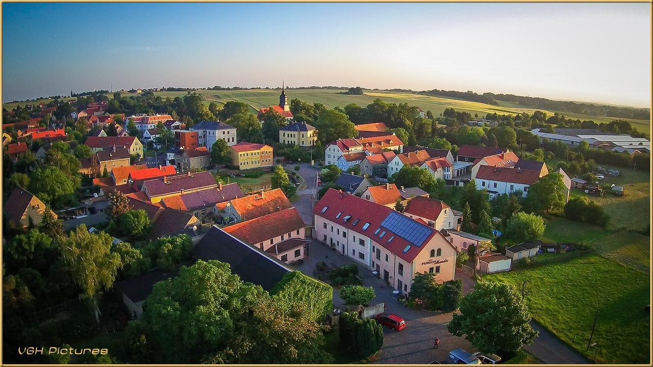 Hotel "Pension Marlis" Garni Reichenberg  Zewnętrze zdjęcie